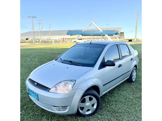FORD FIESTA 1.6 MPI SEDAN 8V FLEX 4P MANUAL